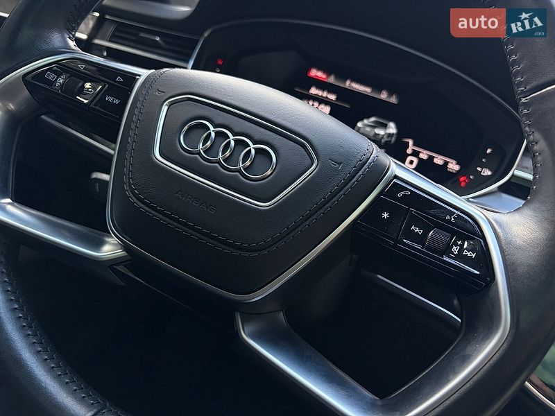 Седан Audi A8 2020 в Києві