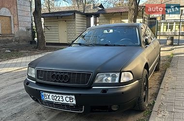 Седан Audi A8 1995 в Запорожье