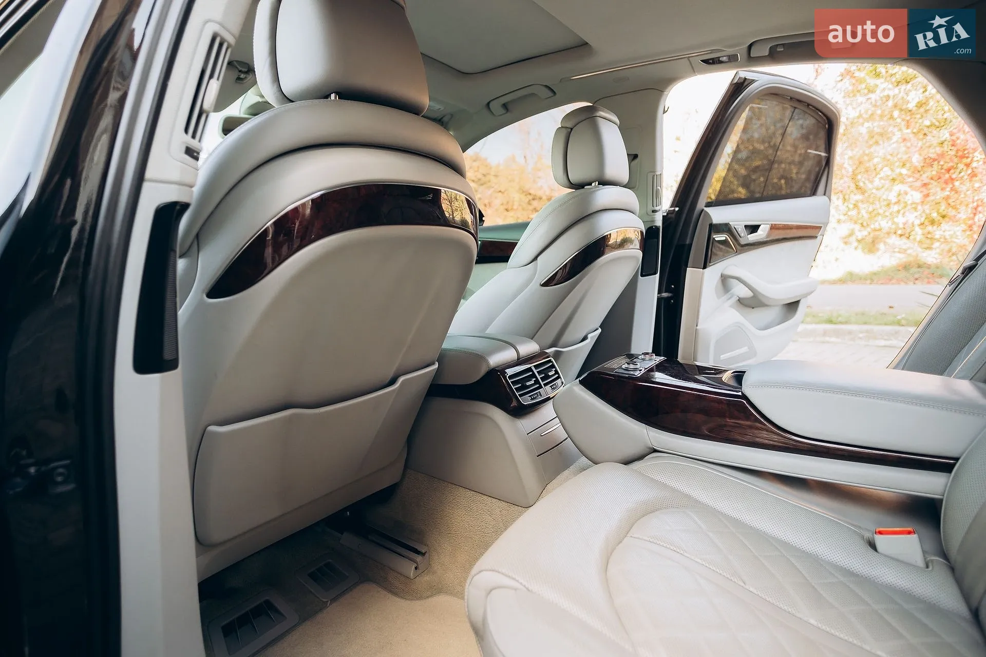 2011 Audi A8 - мініатюра 16