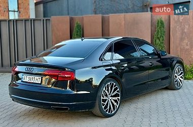 Седан Audi A8 2014 в Черновцах