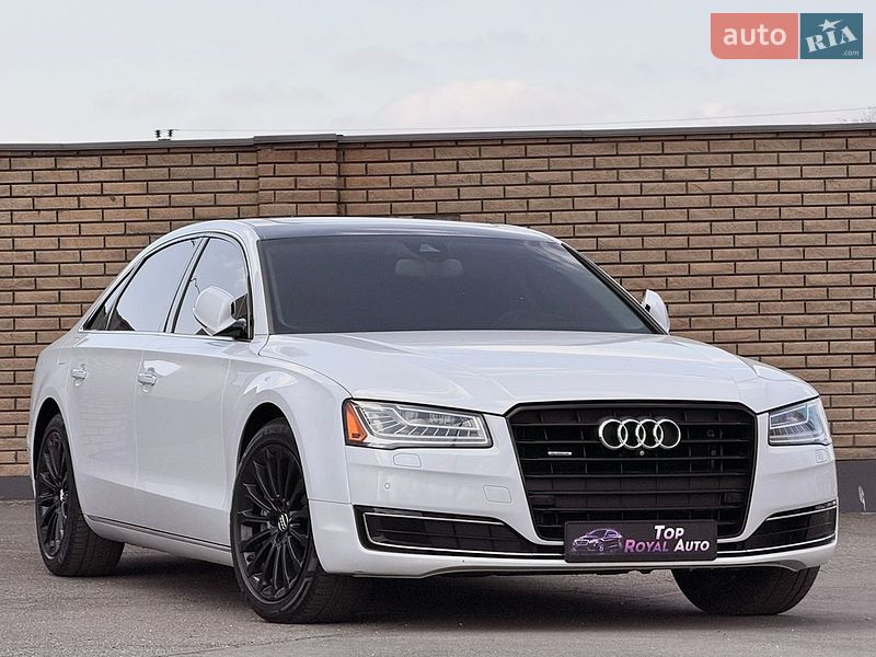 Седан Audi A8 2016 в Кривом Роге