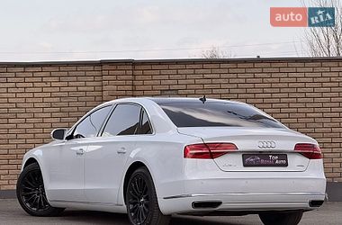 Седан Audi A8 2016 в Кривом Роге
