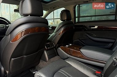Седан Audi A8 2016 в Кривом Роге