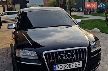 Седан Audi A8 2005 в Ужгороде