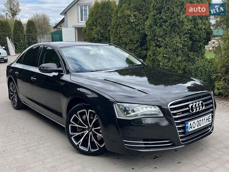 Audi A8 2012
