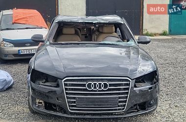 Седан Audi A8 2014 в Хусті