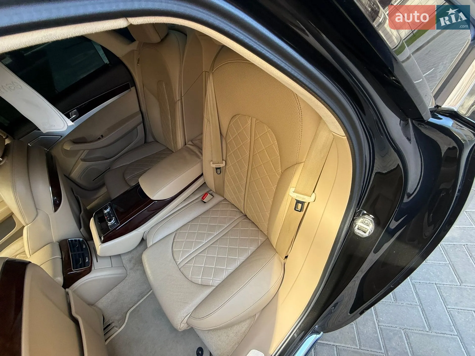 2010 Audi A8 - мініатюра 106