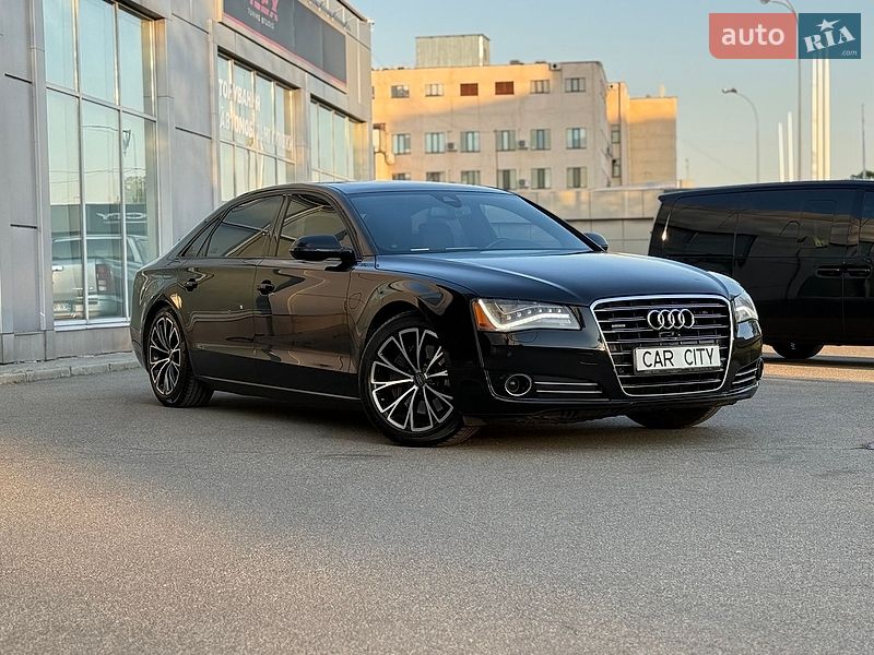 Седан Audi A8 2014 в Киеве