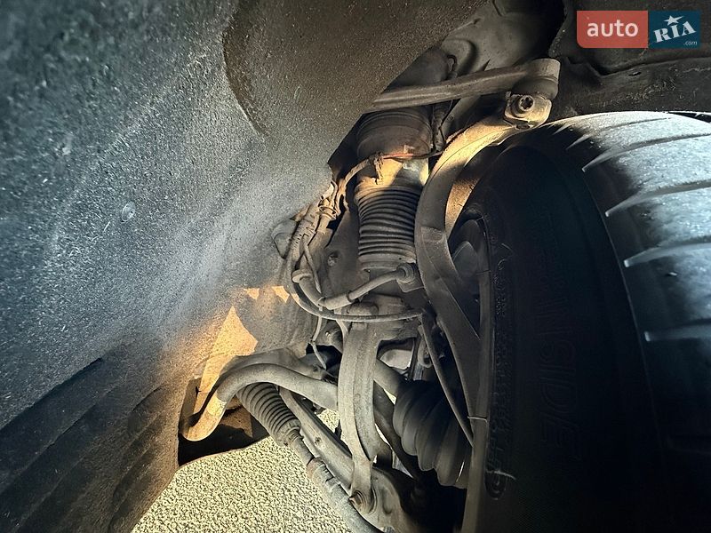Седан Audi A8 2014 в Киеве