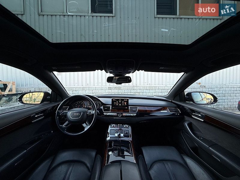 Седан Audi A8 2014 в Киеве