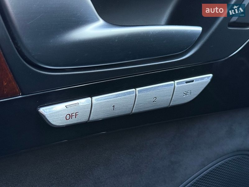 Седан Audi A8 2014 в Киеве