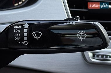 Седан Audi A8 2010 в Днепре