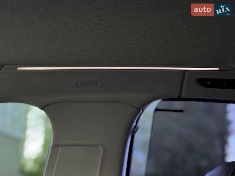 Седан Audi A8 2010 в Днепре