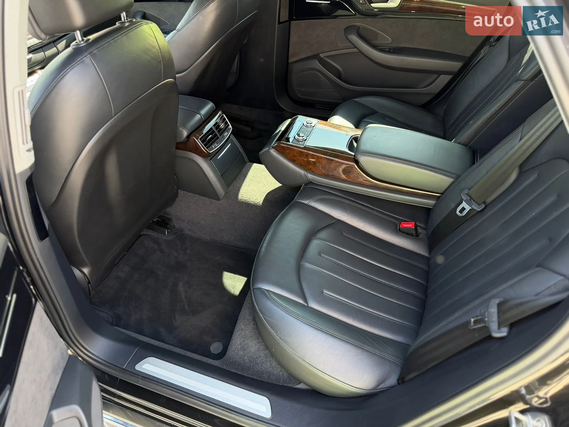 2017 Audi A8 - мініатюра 13