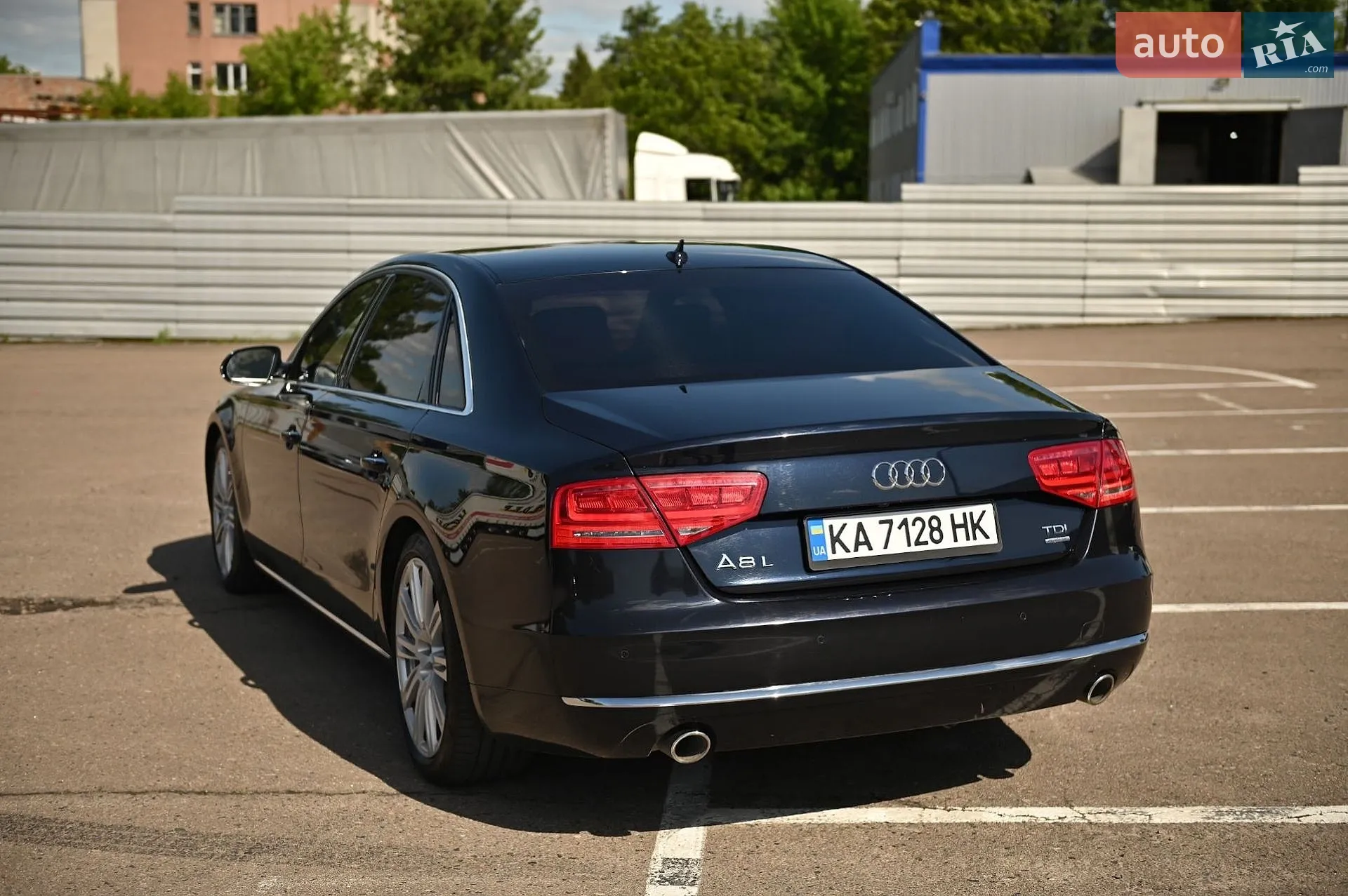 2010 Audi A8 - мініатюра 10