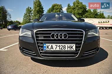 Седан Audi A8 2010 в Ровно