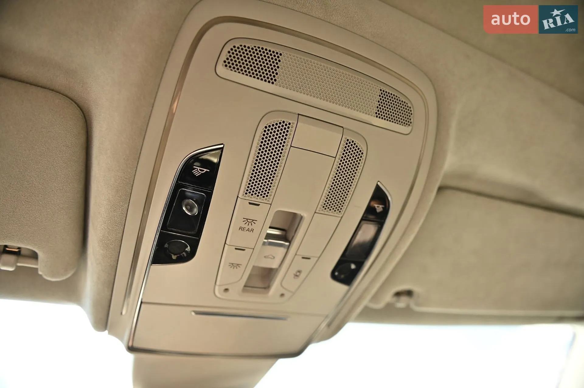 2010 Audi A8 - мініатюра 111