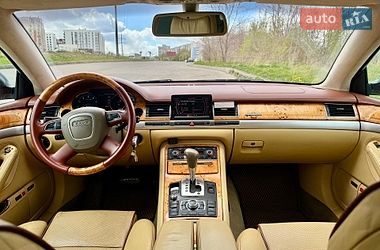 Седан Audi A8 2009 в Львове