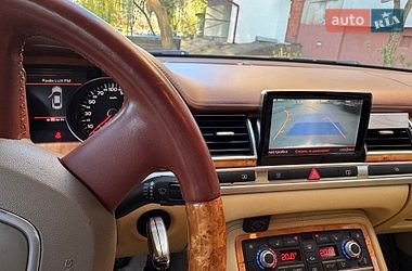 Седан Audi A8 2009 в Львове