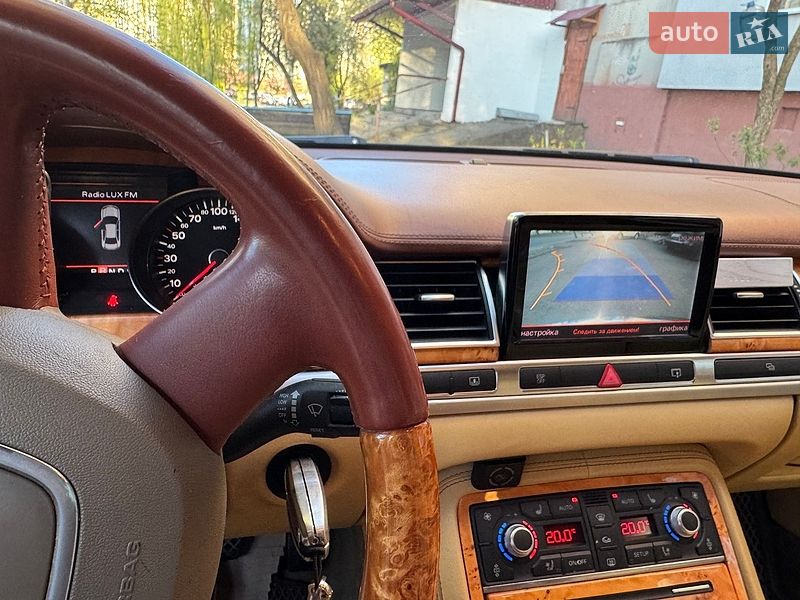 Седан Audi A8 2009 в Львове