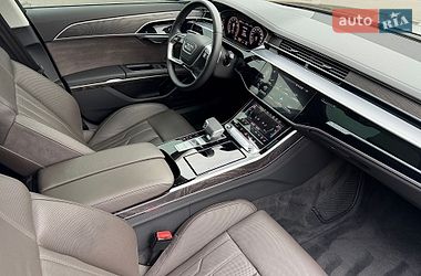 Седан Audi A8 2022 в Киеве