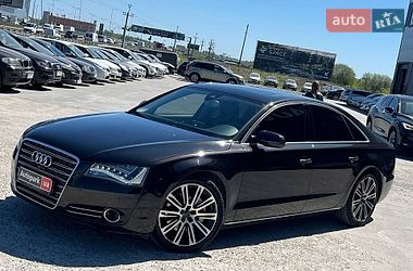 Седан Audi A8 2012 в Львові