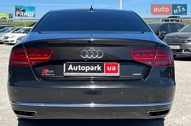 Седан Audi A8 2012 в Львові