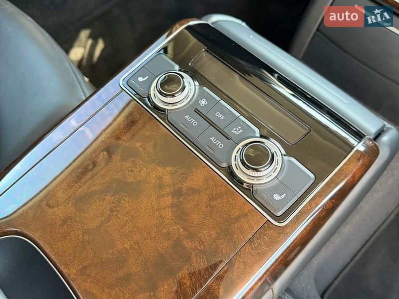 Седан Audi A8 2017 в Житомирі