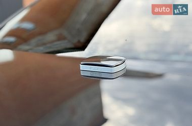 Седан Audi A8 2000 в Староконстантинове