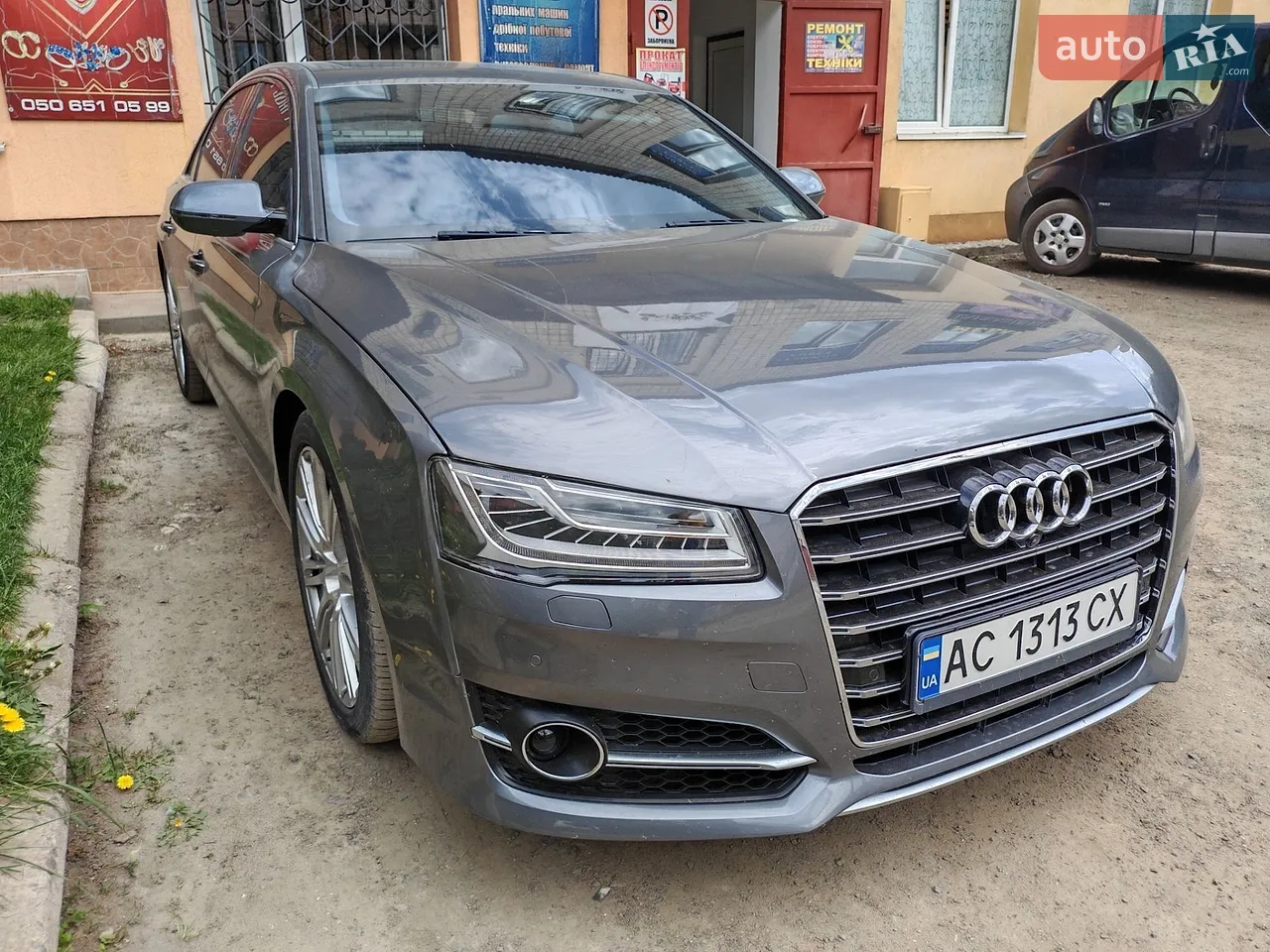 2015 Audi A8 - мініатюра 32