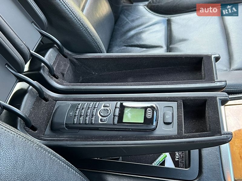 Седан Audi A8 2005 в Нежине