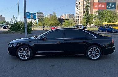 Седан Audi A8 2012 в Киеве