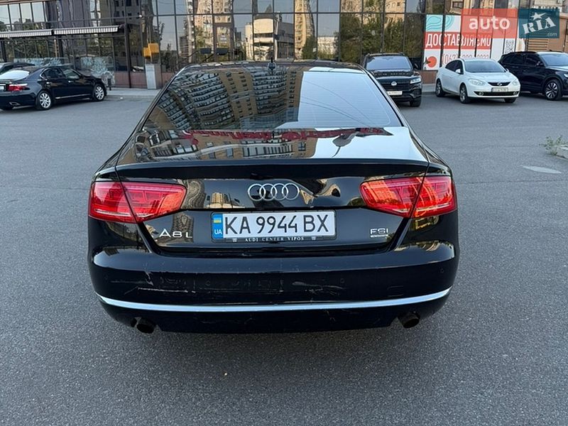 Седан Audi A8 2012 в Киеве