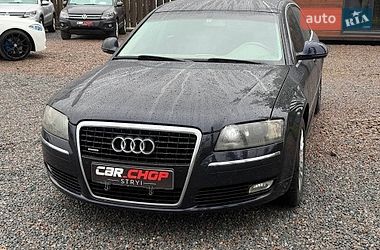 Седан Audi A8 2009 в Стрию