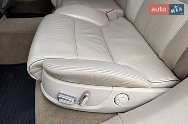 Седан Audi A8 2009 в Стрию
