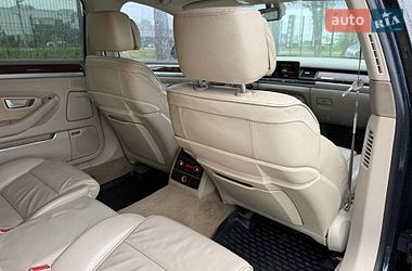 Седан Audi A8 2009 в Стрию