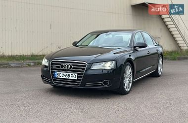 Седан Audi A8 2013 в Львове