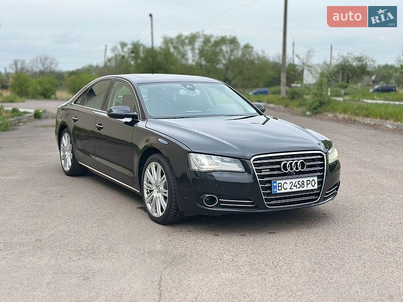 Седан Audi A8 2013 в Львове
