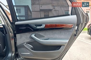 Седан Audi A8 2013 в Бердичеве