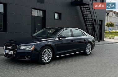 Седан Audi A8 2013 в Днепре