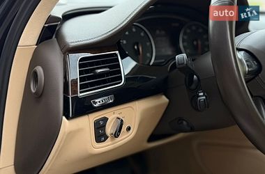 Седан Audi A8 2013 в Днепре