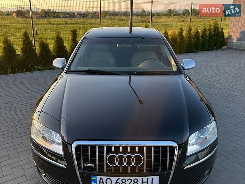 Седан Audi A8 2006 в Тячеве