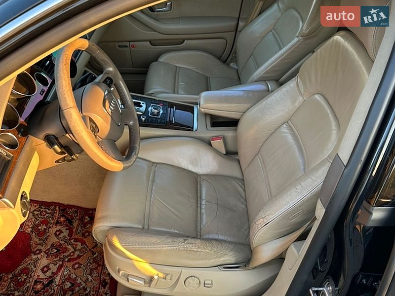 Седан Audi A8 2006 в Тячеве