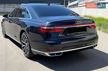 Седан Audi A8 2021 в Києві