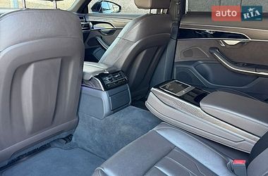 Седан Audi A8 2021 в Києві