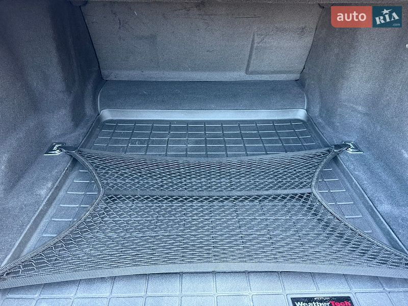Седан Audi A8 2021 в Києві