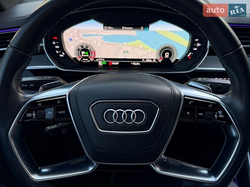 Седан Audi A8 2021 в Києві