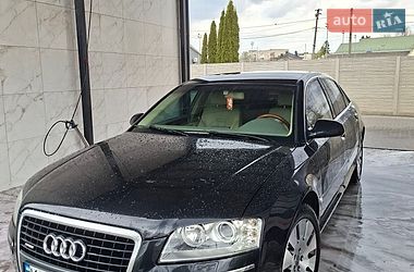 Седан Audi A8 2006 в Здолбуніві