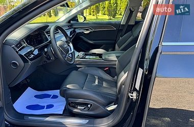 Седан Audi A8 2024 в Хмельницком