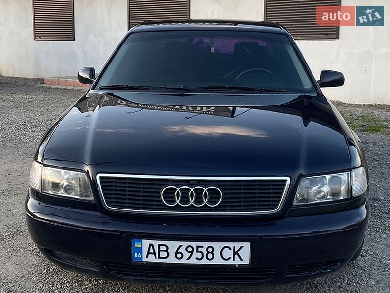 Седан Audi A8 1998 в Мурованых Куриловцах